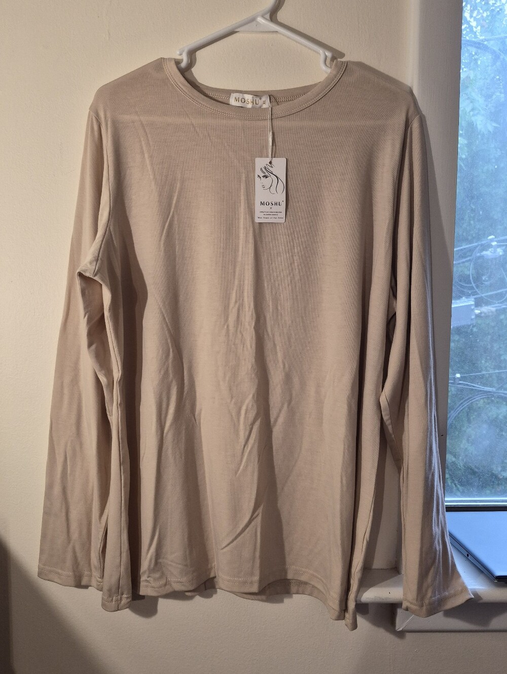 Long-Sleeve Crewneck Tee in Beige